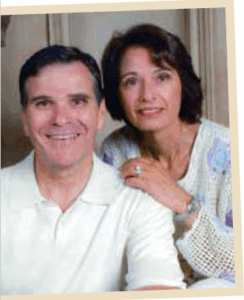 photo of Ralph Cicirelli ’68 and Phyllis Amoroso ’70
