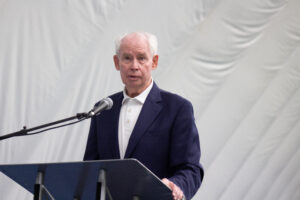 photo of Tom Mac Mahon speaking