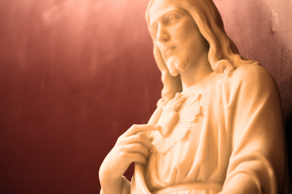 photo of a statue of Jesus
