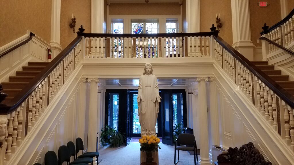 photo of the interior of a retreat center