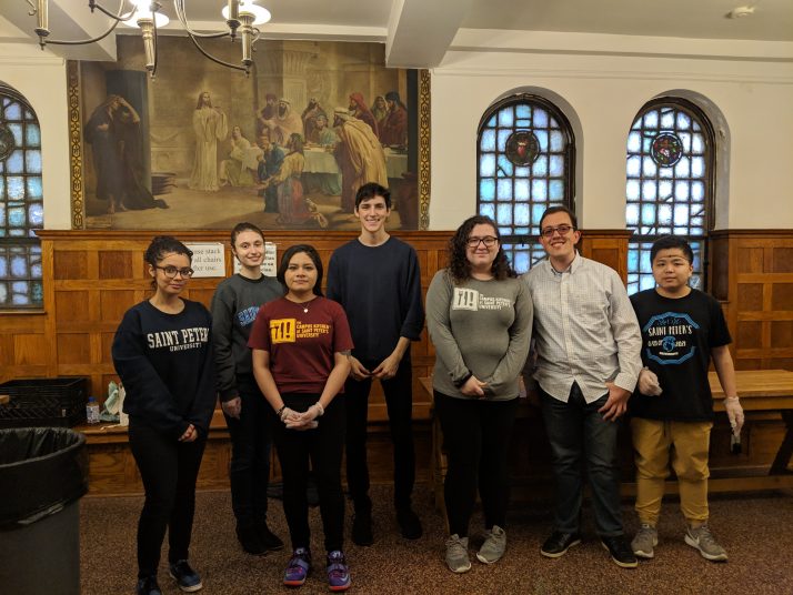 Sara Gonzalez '20, Lia Finnegan '20, Karina Rodriguez '21, Hunter Criollo '20, Nicole Font '20, Jacob Adelhoch '21, and Jili Zhu '21 photographed in the Campus Kitchen.
