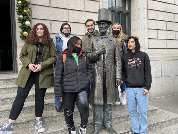 Students with Abe Lincoln_N-YHS_Dec2021