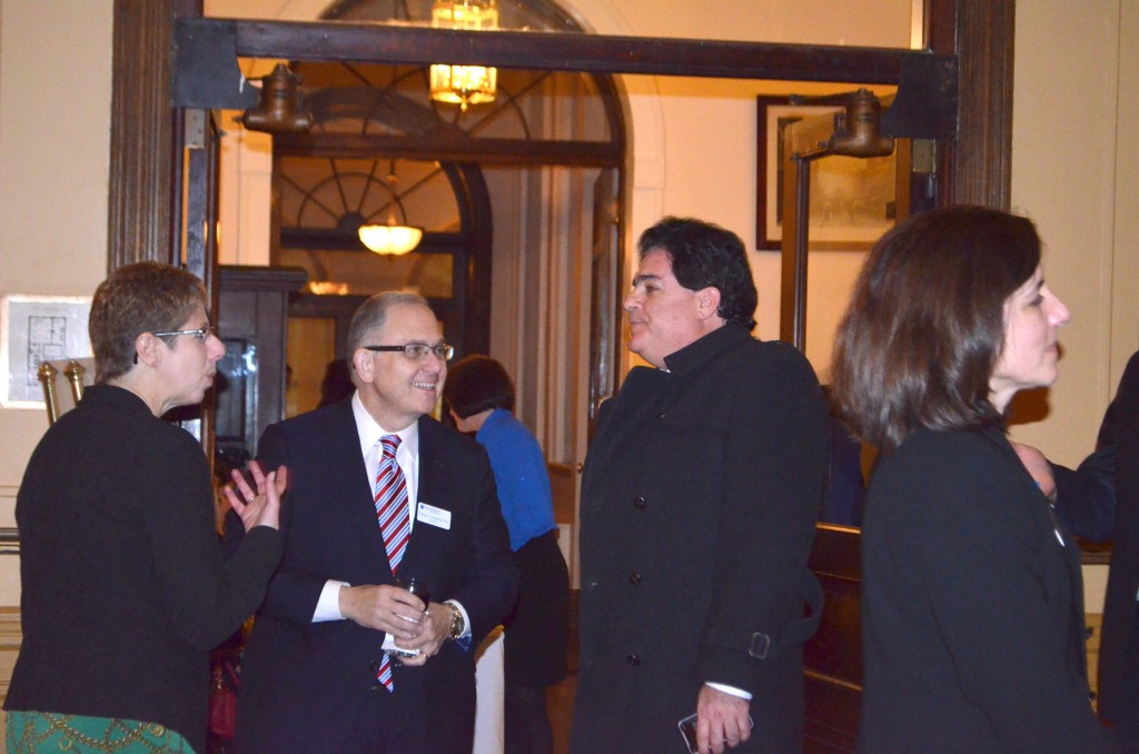 Alumni Make Connections at Alumni in Finance Network Event